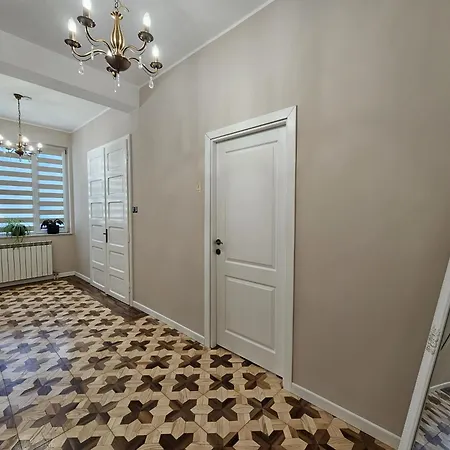 Villa Centrale Πανσιόν Κλουζ-Ναπόκα